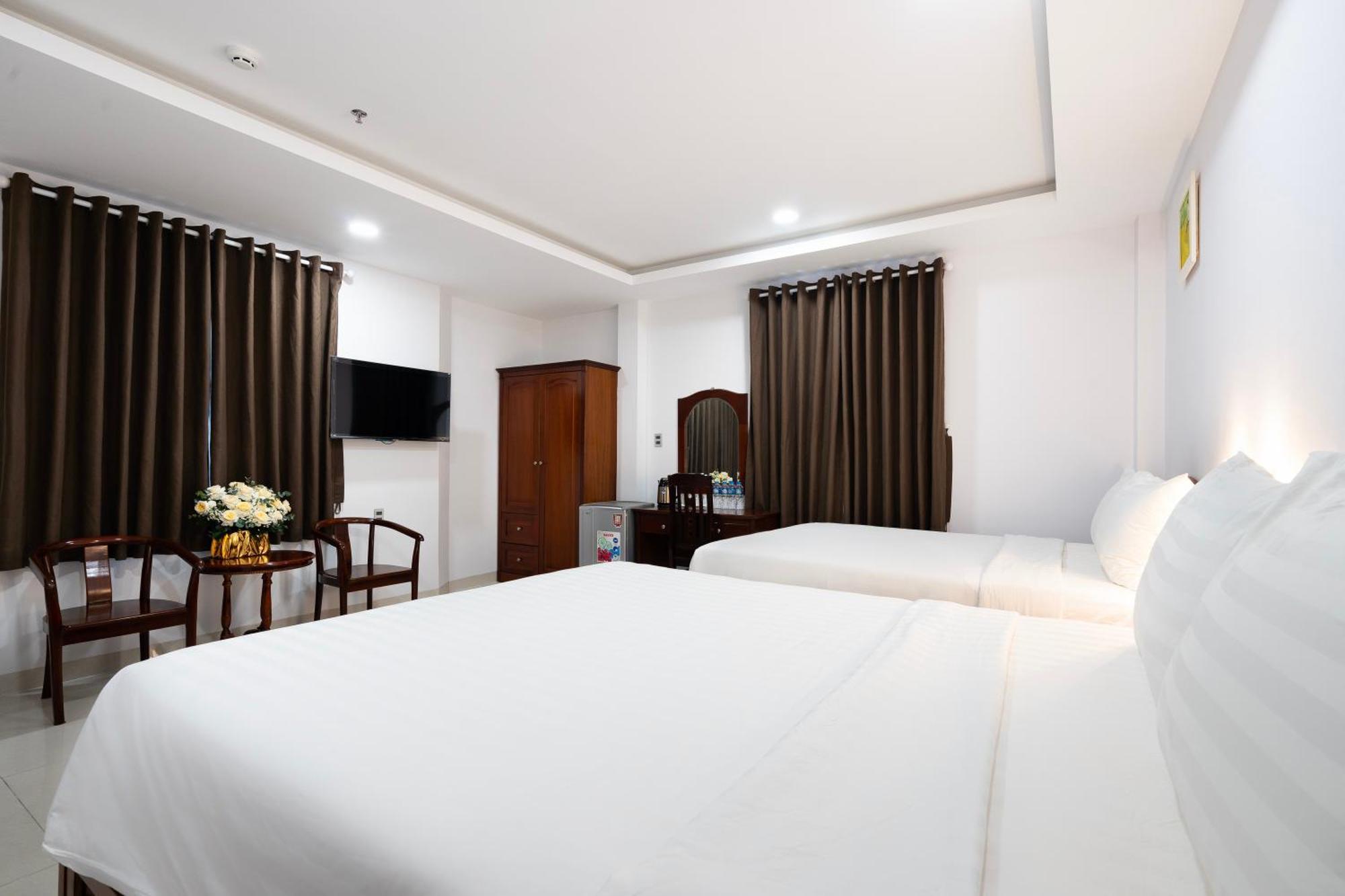 Hoang Luxury Hotel Dist 1 Ho Chi Minh Exterior photo