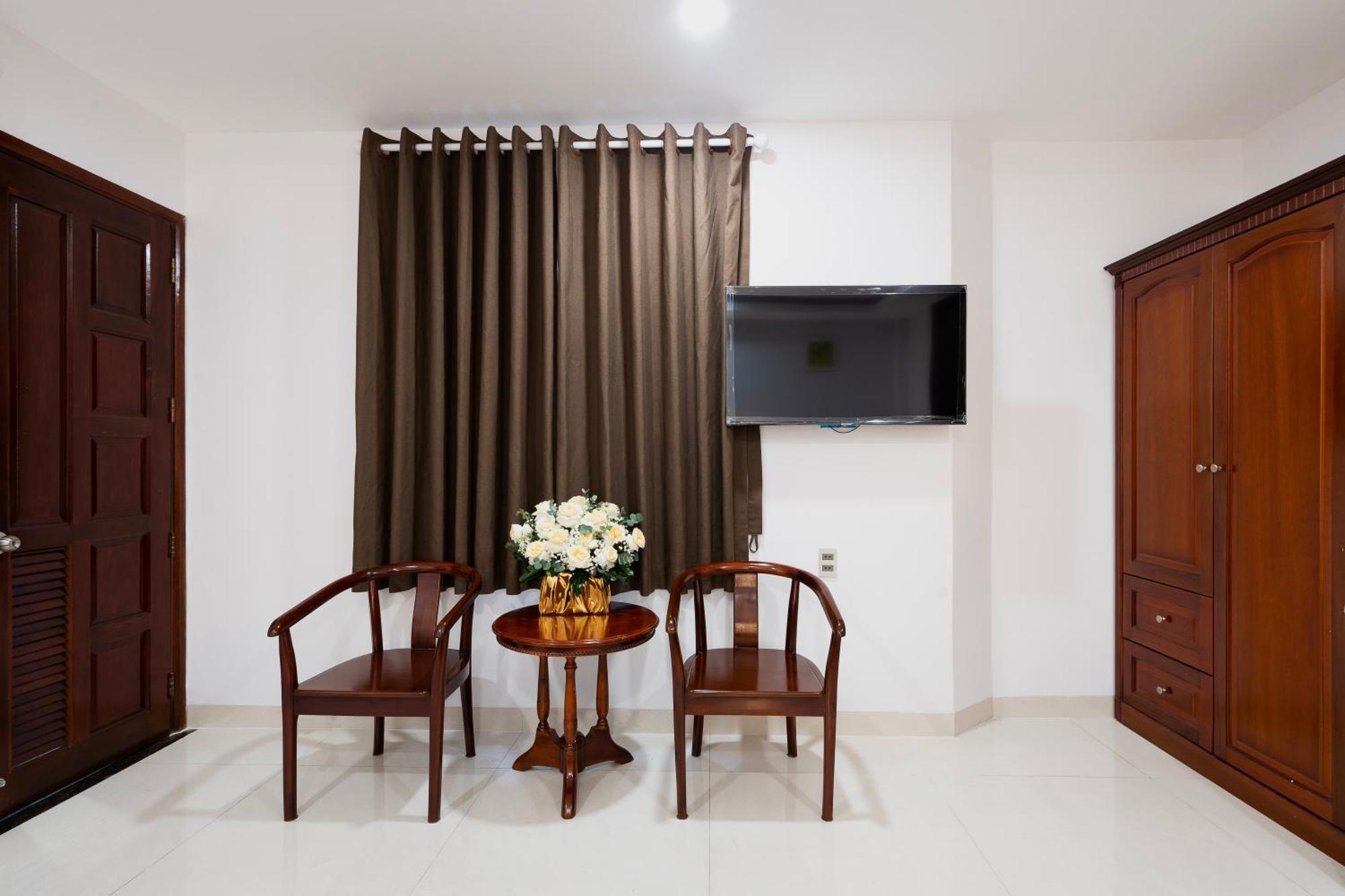 Hoang Luxury Hotel Dist 1 Ho Chi Minh Exterior photo