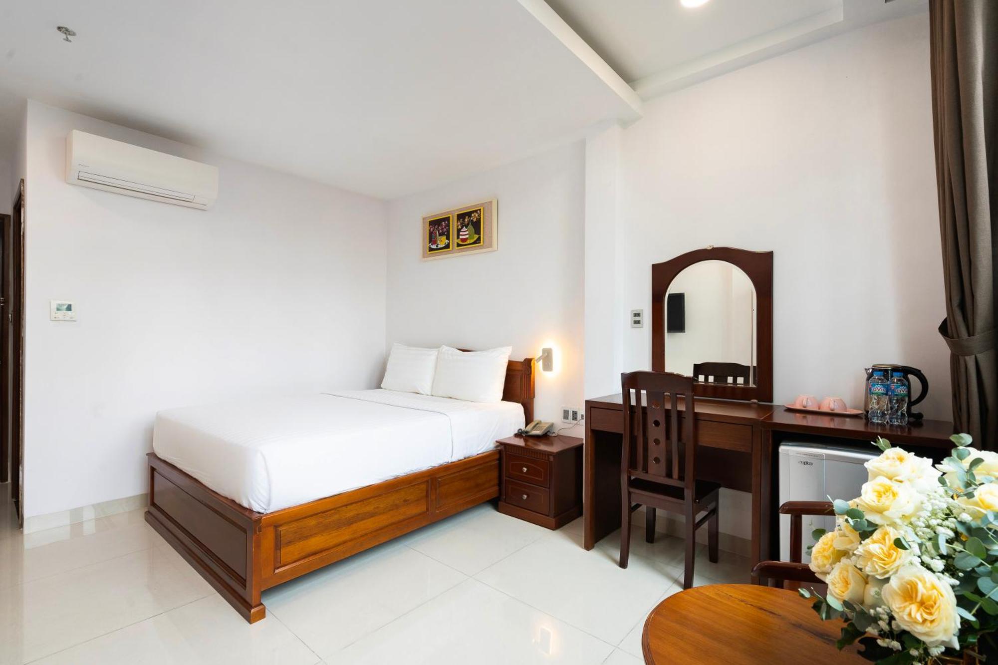 Hoang Luxury Hotel Dist 1 Ho Chi Minh Exterior photo